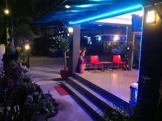 Nest Boutique 3*